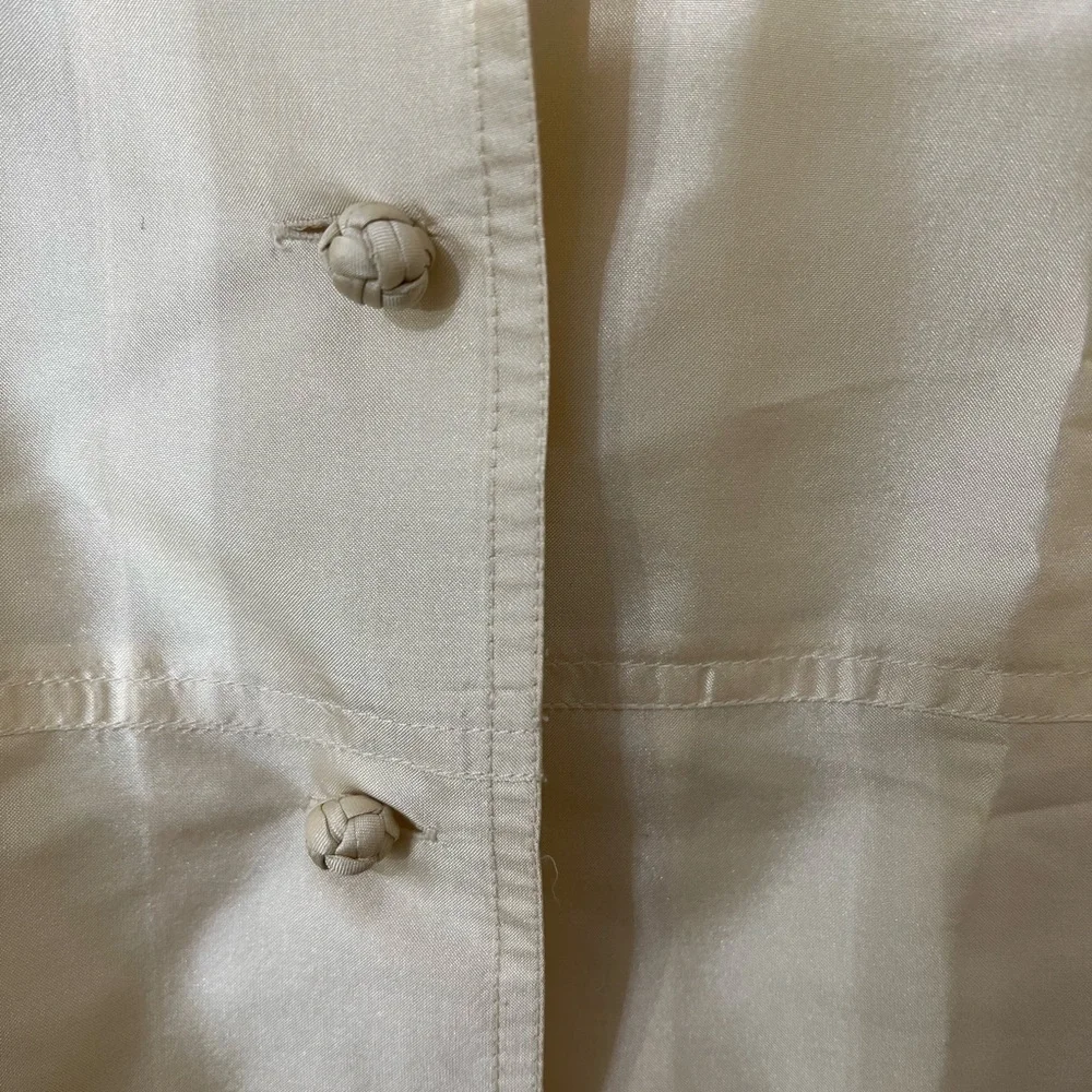 ELLEN TRACY LADYS 100% SILK BLOUSE SIZE 14. VERY POSH☑️ - Picture 2 of 6